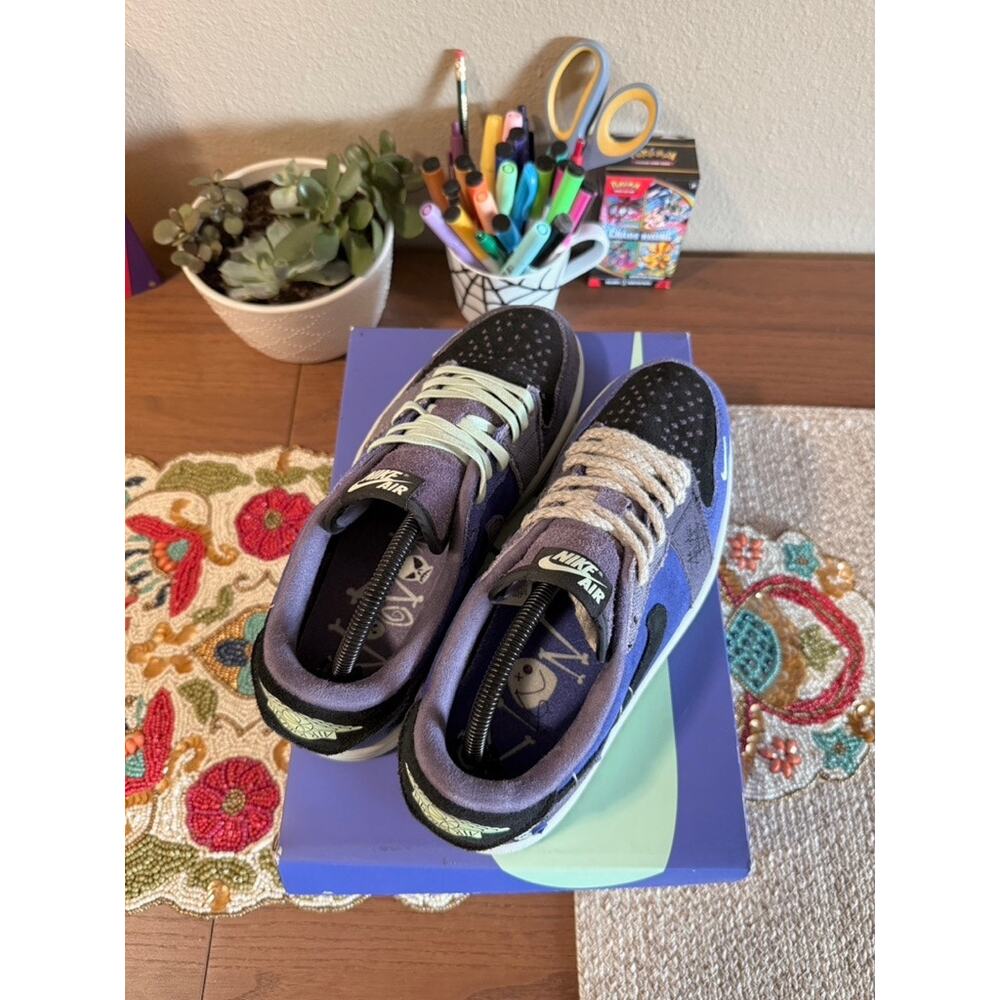 Jordan 1 Retro Low OG Zion Williamson Voodoo Alternate Regency Purple IH2309 500 - Picture 5 of 8